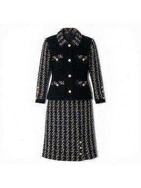 Chanel C Vintage Tweed Skirt Jacket & Set CC Logo Gold Button 36 Black